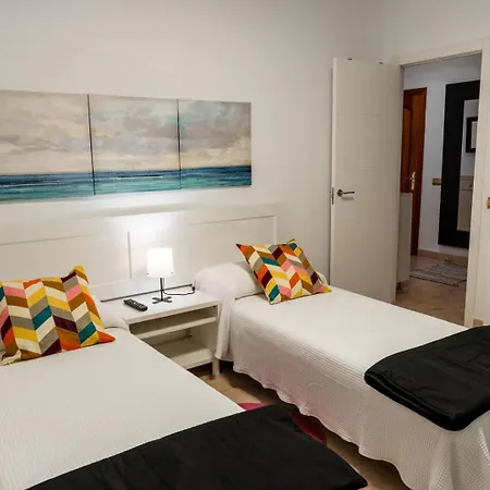Oasis Beachfront By Holidays Villa *