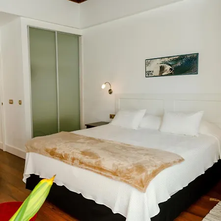 Oasis Beachfront By Holidays Villa