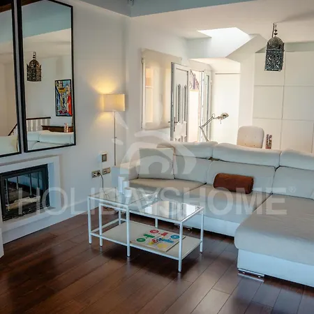 Villa Oasis Beachfront By Holidays