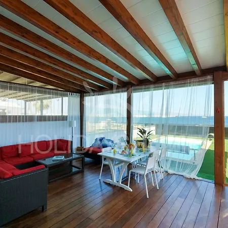 Villa Oasis Beachfront By Holidays Corralejo