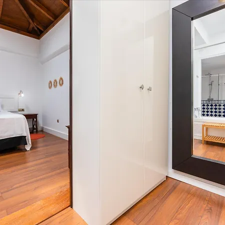 Oasis Beachfront By Holidays