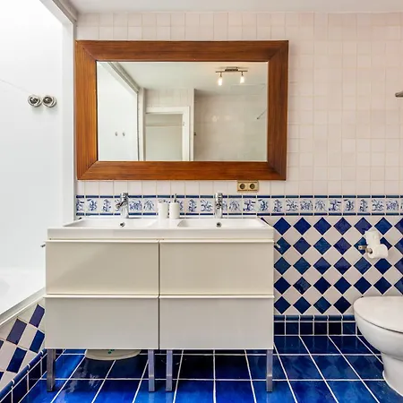 Βίλα Oasis Beachfront By Holidays *