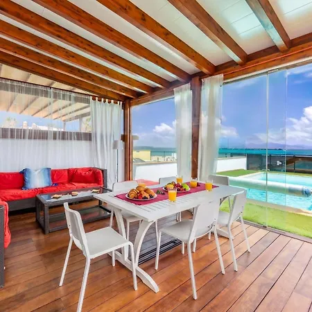 Oasis Beachfront By Holidays Corralejo